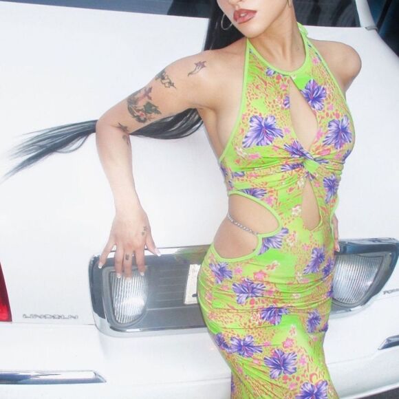 I AM GIA Green Hibiscus Print 'Valera' Maxi Dress - Picture 2 of 13